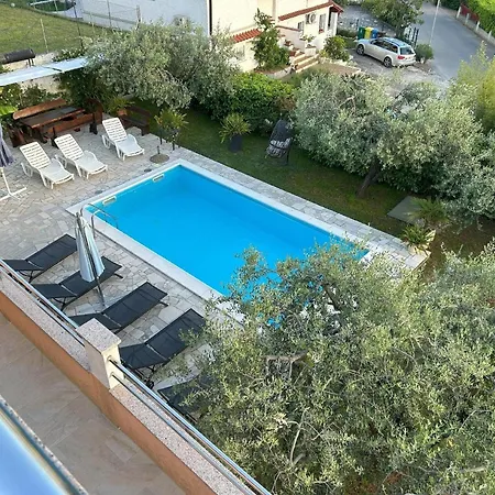 Apartment Fuer 6 Personen Ca 60 Qm In Pula, Istrien Istrische Riviera
